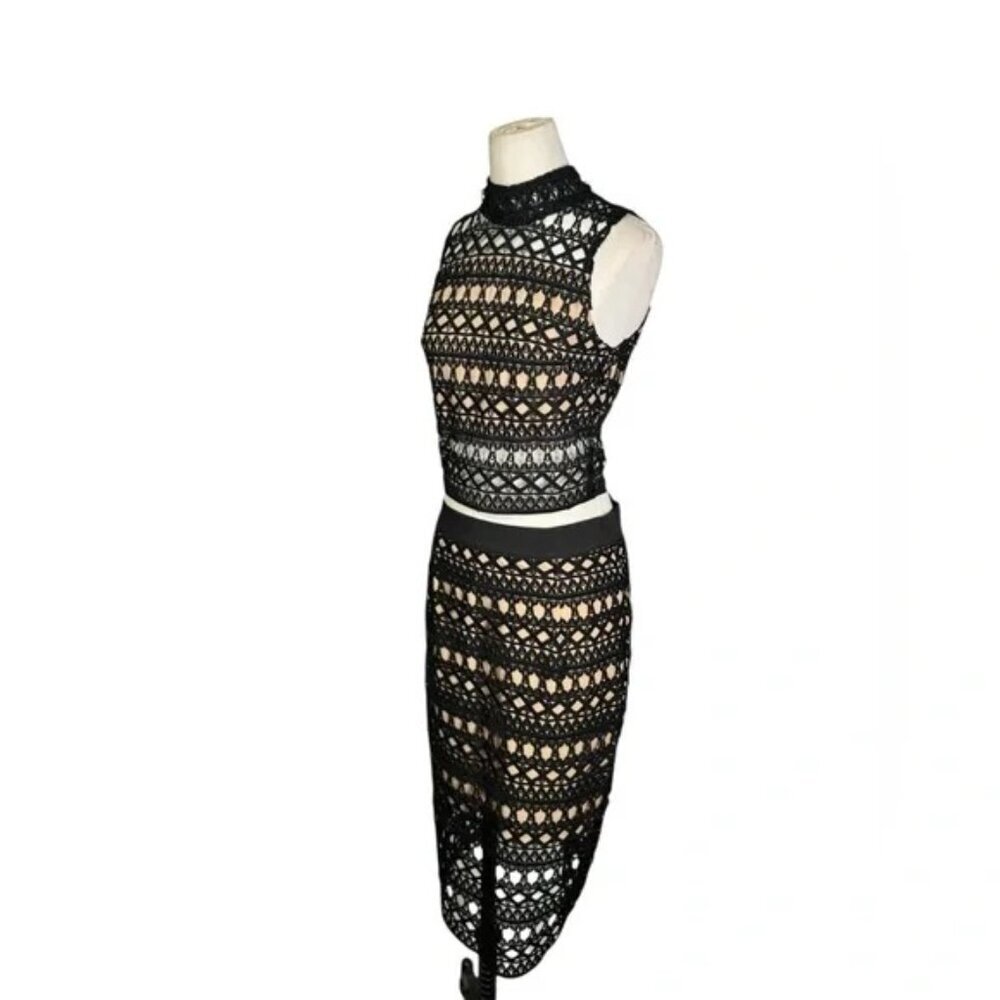 STRUT & BOLT - Two piece Set Lace Crotchet Crop Top & Skirt - Black & Nude - Picture 4 of 5